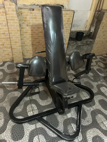 Máquina bíceps articulado 