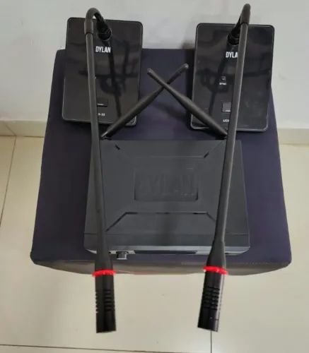 Microfone sem fio duplo gooseneck dylan udx-33