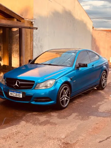 Mercedes-Benz C-180 CGI Coupe 1.8 16V 156cv Aut. 2012