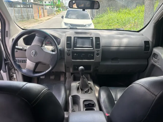 Nissan Frontier XE CD 4X4 2.5 TB Diesel 2010