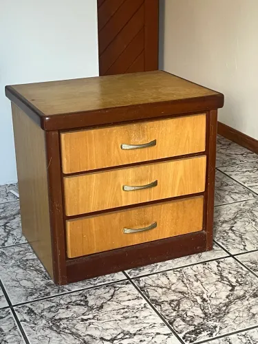 Mesa de cabeceira
