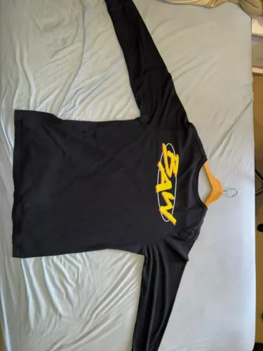 Camiseta manga longa preta Baw
