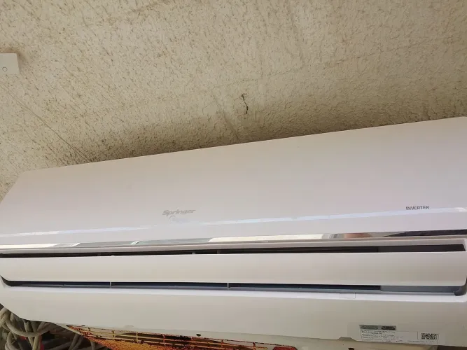 Ar condicionado 18 mil BTUs midea