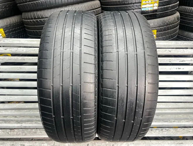 Par de Pneus 205/55/17 Bridgestone Turanza T005 / Pneu 205/55R17 Bridgestone 