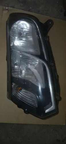 Farol original Ld E Logan, sandero 2018