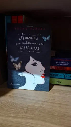 Livro a Menina que Colecionava Borboletas 