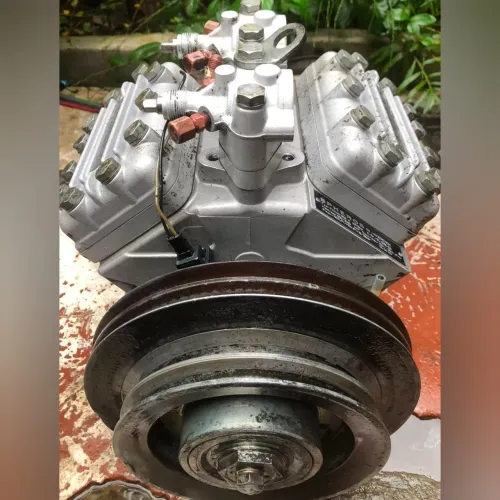 COMPRESSOR DO AR CONDICIONADO FK40 e FK50 PARA ÔNIBUS