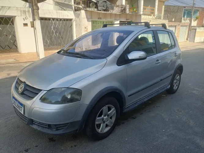 Volkswagen Fox Sunrise 1.0 MI Total Flex 8V 5P 2010
