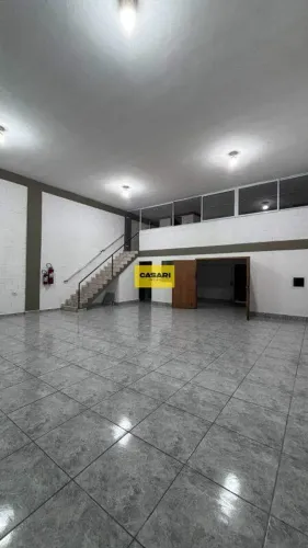 Salão Comercial para Locação no Bairro Taboão São Bernardo do Campo