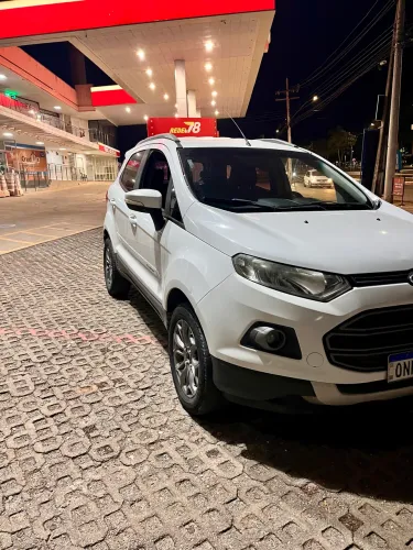 Ford Ecosport Freestyle 1.6 16V Flex 5P 2014
