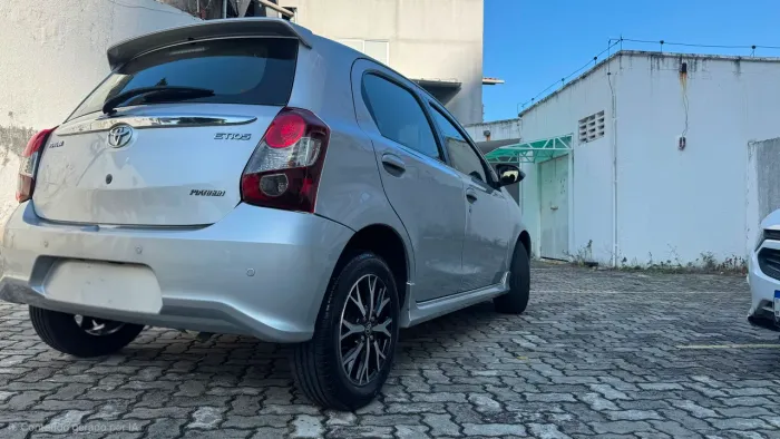 Toyota Etios Platinum 1.5 Flex 16V 4P Aut. 2017