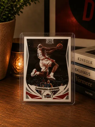LeBron James 2004-05 Topps #23 - 2º Ano (Sophomore) | Cleveland Cavaliers | Card Original 