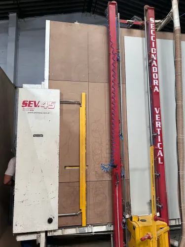 Seccionadora vertical Sev 45 Pneumática 