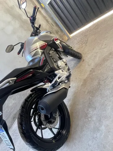 Vende-se 20mil.