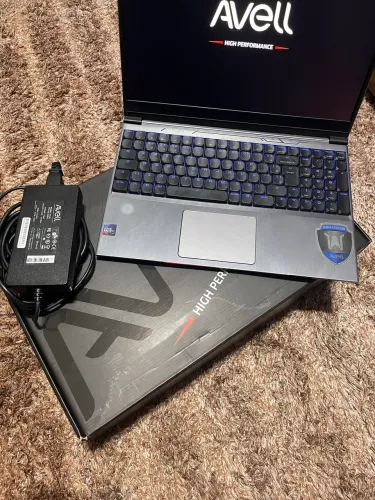 Avell A65 MUV (IntelCore i7 9750H / GTX 1660 TI 6GB)- Para reparo ou peças