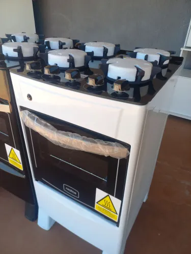 Fogão Realce Íris Glass - Modernidade e Praticidade (Mesa de Vidro)