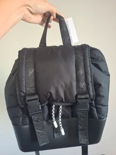 Mochila Calvin Klein nova