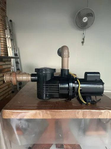 Motor Piscina Ótimo estado