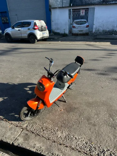 Scooter elétrica Foston