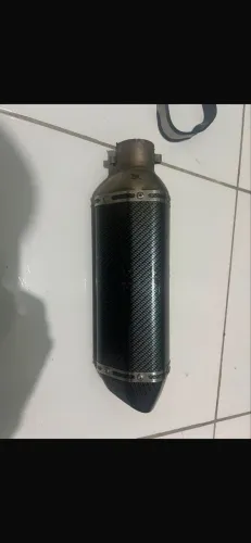 Vendo escapamento em ótimo estado não faço entrega retirada jangurussu aceito cartão