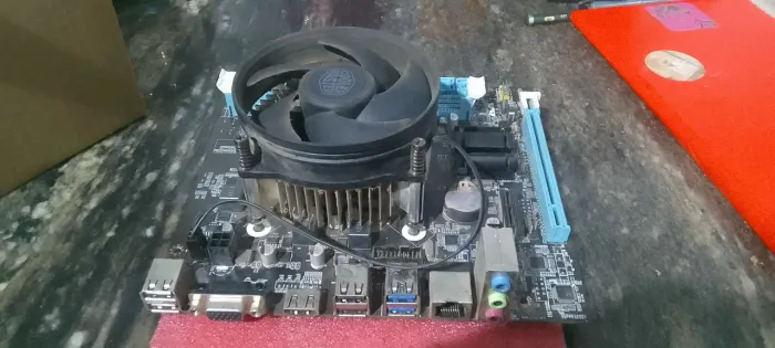  placa-mãe + processador + cooler