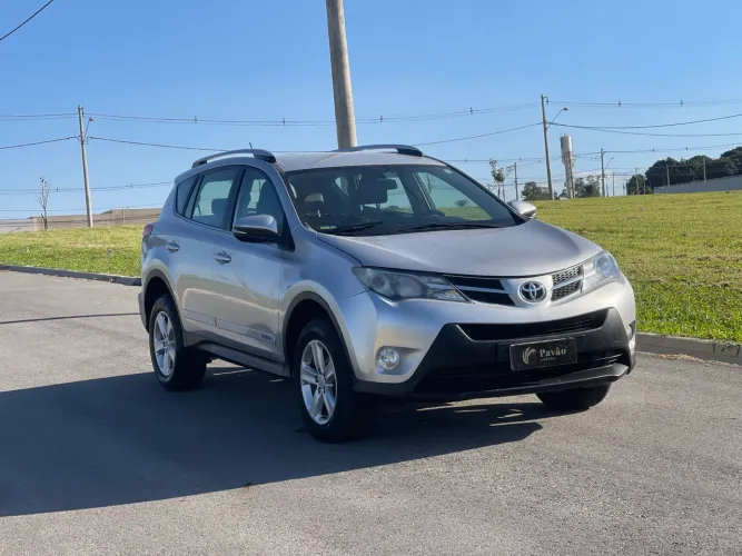 Toyota RAV4 2.0 4X2 16V Aut. 2013