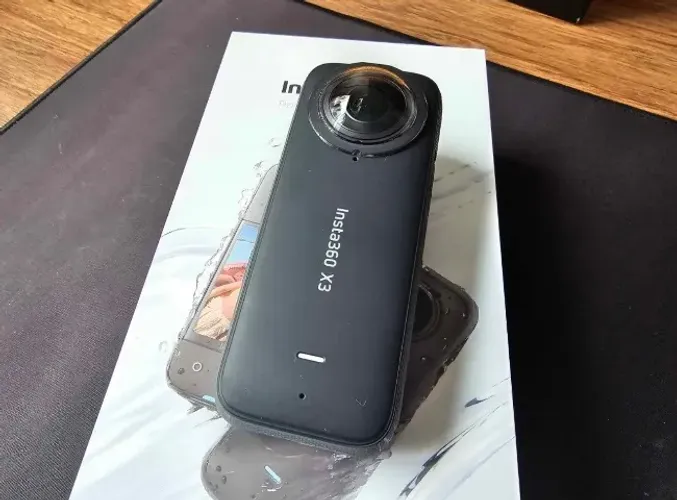 INSTA 360 X3