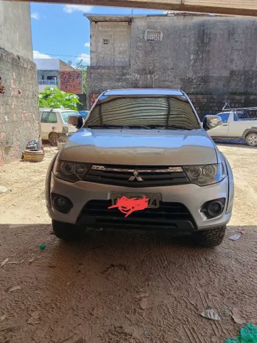 Mitsubishi L200 Triton HPE 3.2 CD TB Int.diesel AUT 2015