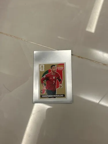 Figurinha Legend CR7 Ouro. 