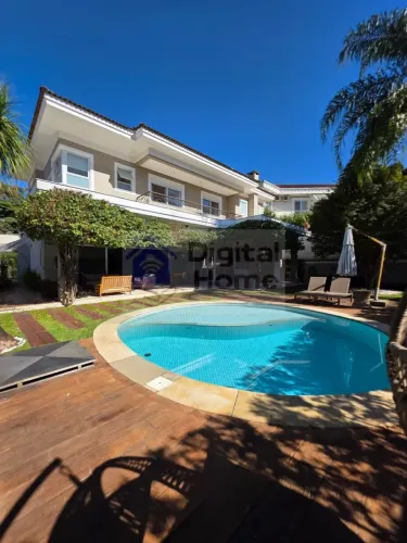 Maravilhosa casa Mobiliada em Alphaville, 4 suites, linda área de lazer com piscina e chur