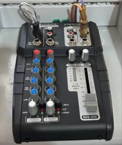 MESA DE SOM AUTOMOTIVO STETSOM