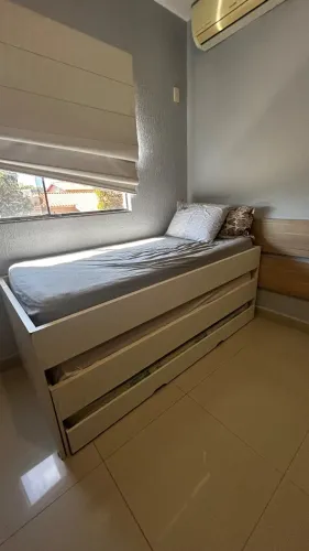 Beliche com cama auxiliar