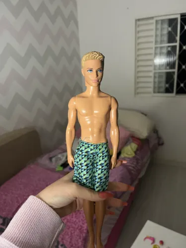 Ken Beach Barbie 2015 - CFF16 - Boneco de Praia - Completo