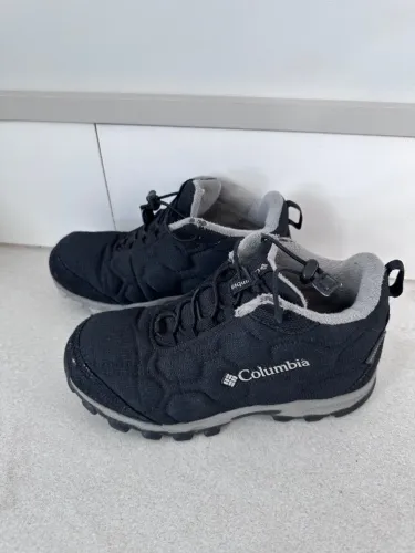 Tênis Columbia infantil impermeável tam 32 (modelo BOTA INFANTIL FIRECAMP MID II)