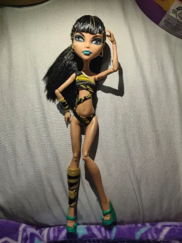 Monster high Cléo Gloom beach 