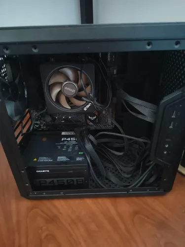 Pc AMD Ryzen 5 5600g 16gb ram