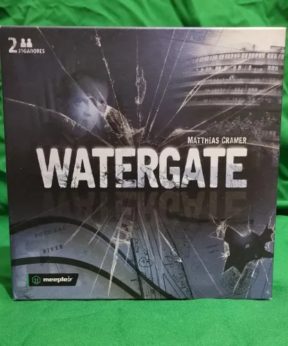 Watergate (boardgame)
