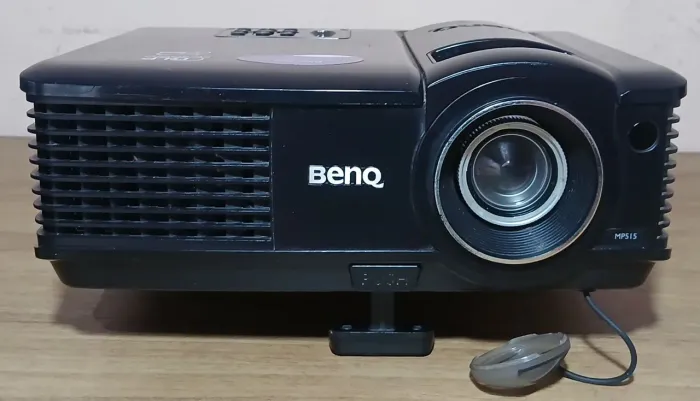 Projetor BenQ MP515 - No estado