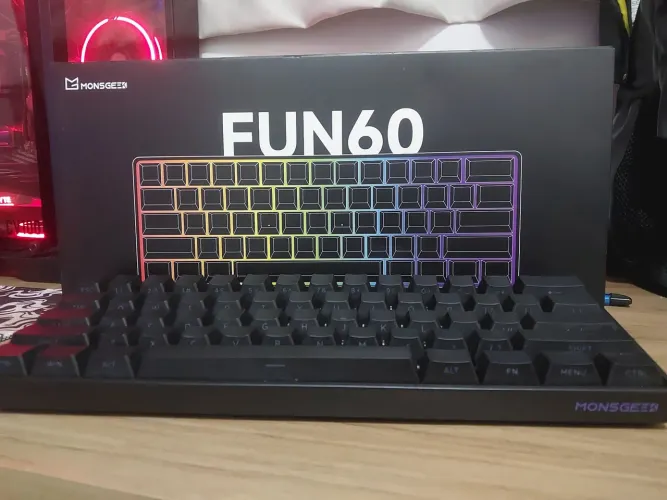 Teclado Magnético Monsgeek Fun 60 Pro