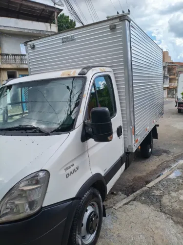 Iveco muito conservada 