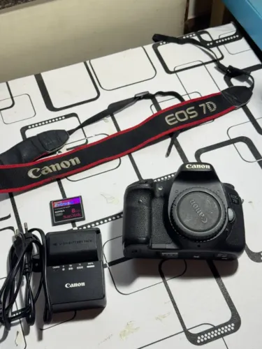Canon EOS 7D