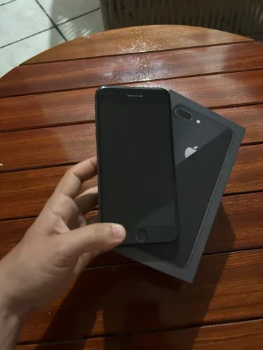iPhone 8 Plus - 128 GB