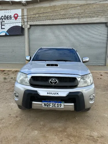 Toyota Hilux CD SRV D4-d 4X4 3.0 TDI Diesel AUT 2010