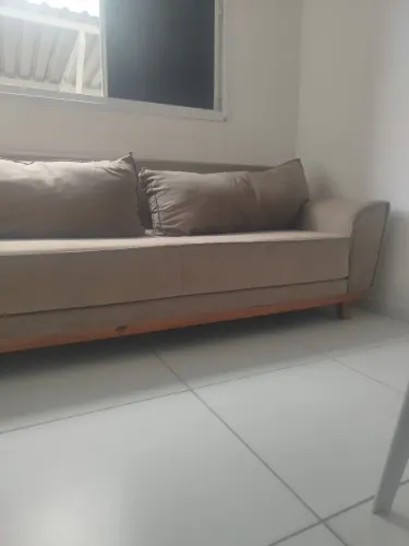 Elegante sofá de 2.30 mtrs