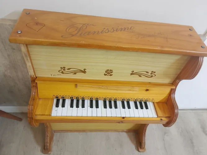 Piano infantil