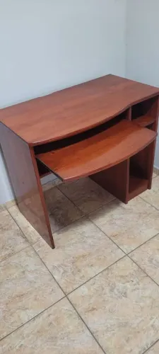 Mesa para Computador com Gaveta Retrátil para teclado (Retirada por conta do comprador)