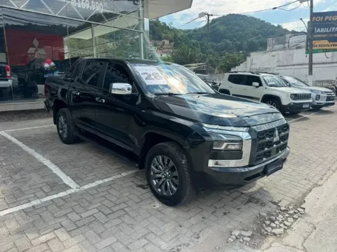 Mitsubishi TRITON HPE 2.4 CD 4X4 TB Diesel Aut. 2026