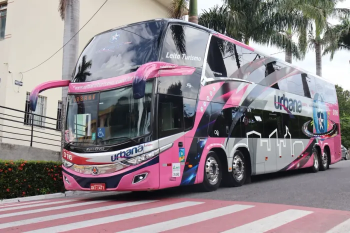 ÔNIBUS DD 15 METROS SCANIA