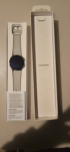 Samsung Galaxy Watch 6 44mm (BT) - Na Caixa