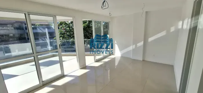 Apartamento Novo no Condomínio Sea View 2 Quartos e Varanda Gourmet